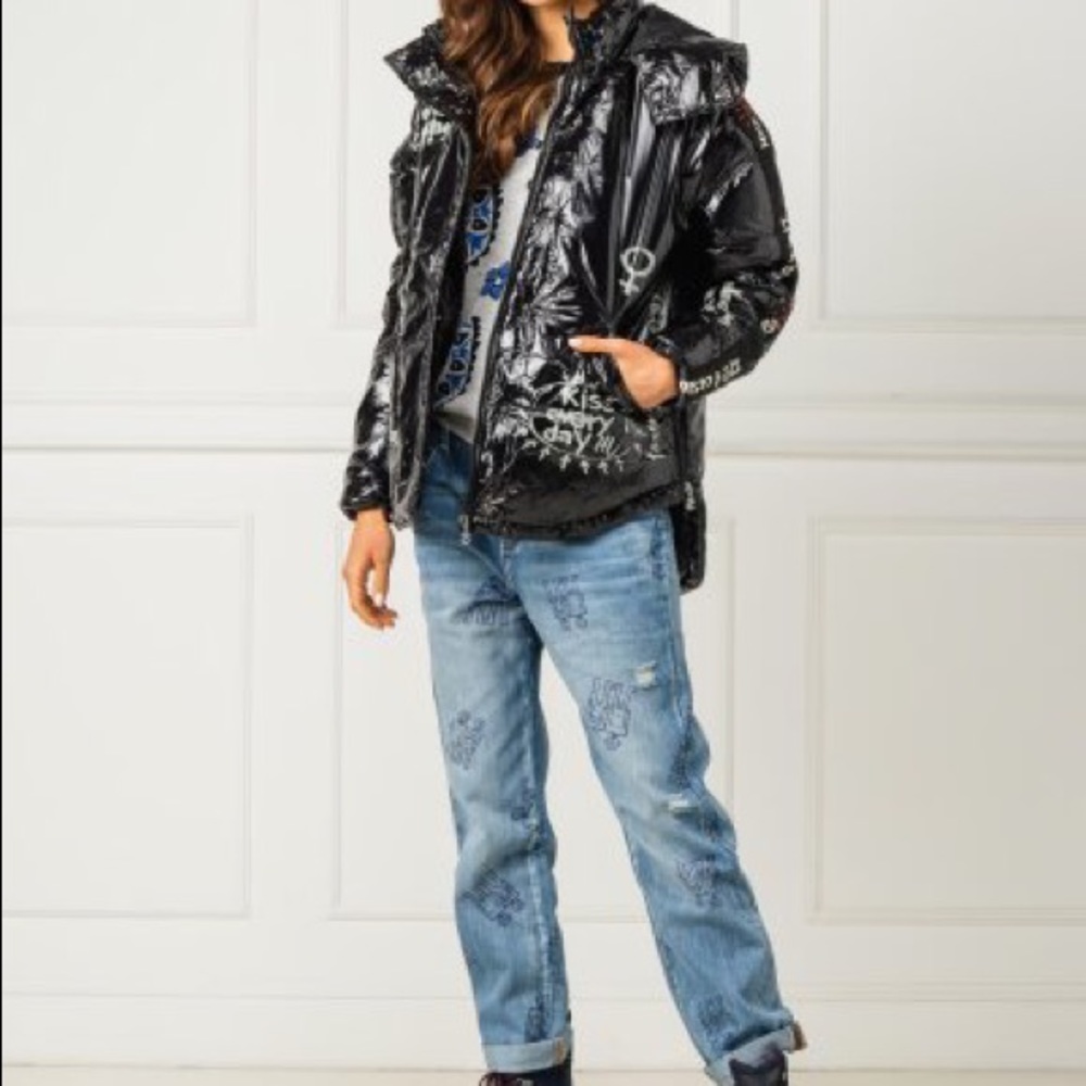 NWT Desigual padded Nilak puff black Jacket size 6‎
